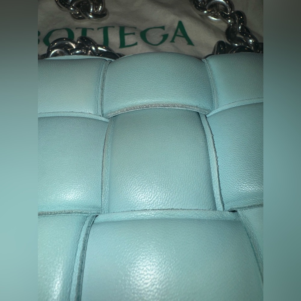 Bottega Venata Chain Cassette Bag - Picture 5 of 17